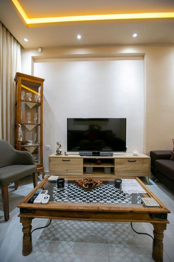 Moza House Apartment Kavala Exterior photo